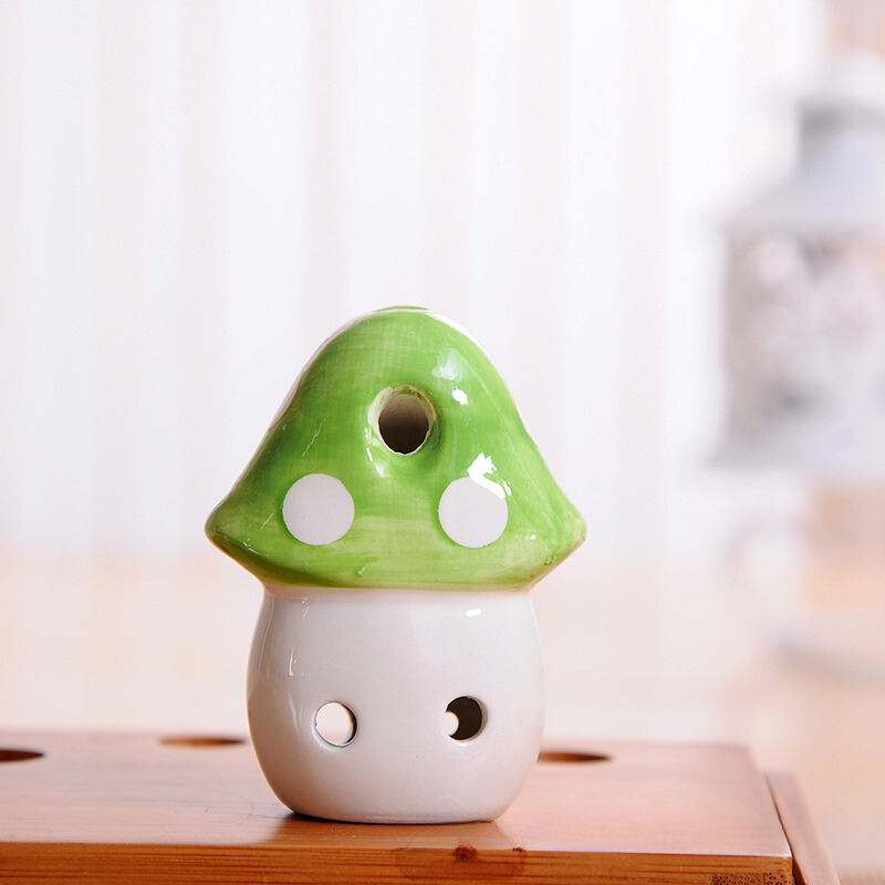 6-Hole Green Ocarina Mushroom Shape